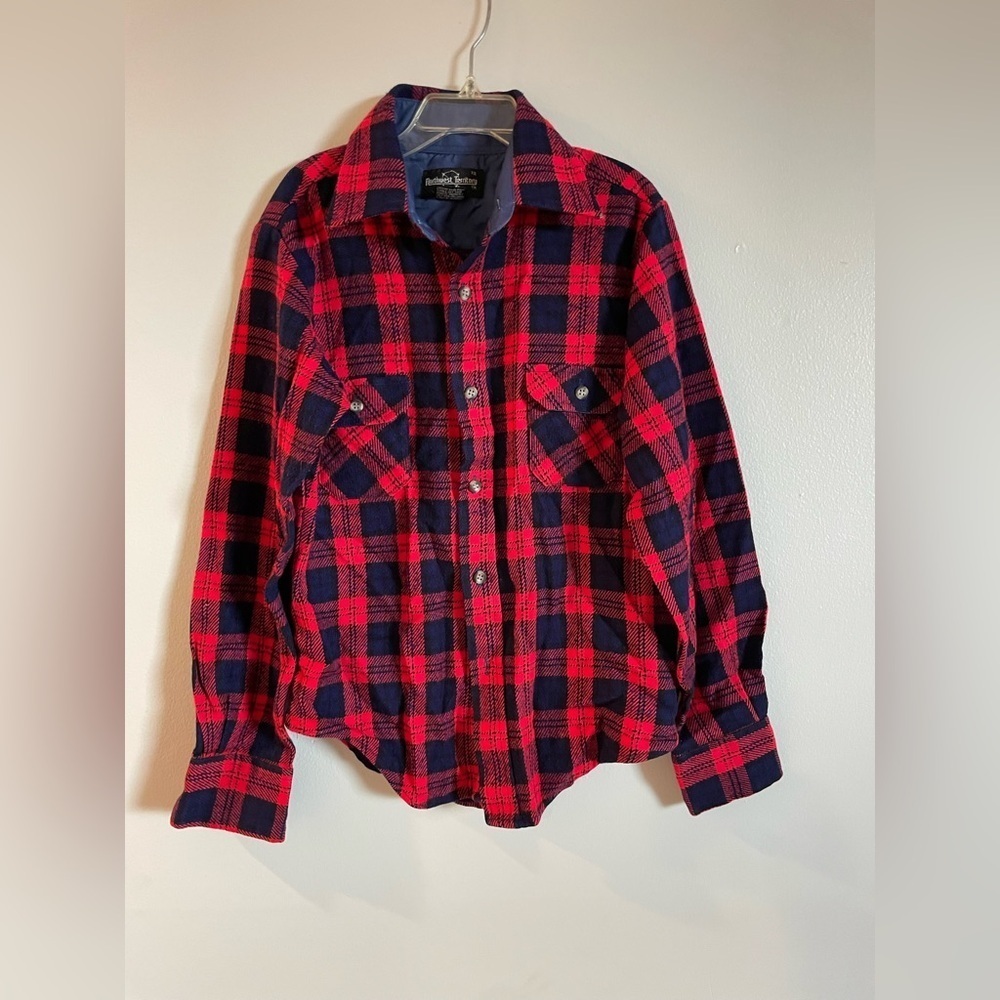Northwest Territory Red and navy blue Checkered boys size 12 flannel